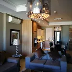 L\'Empire Crystal Towers