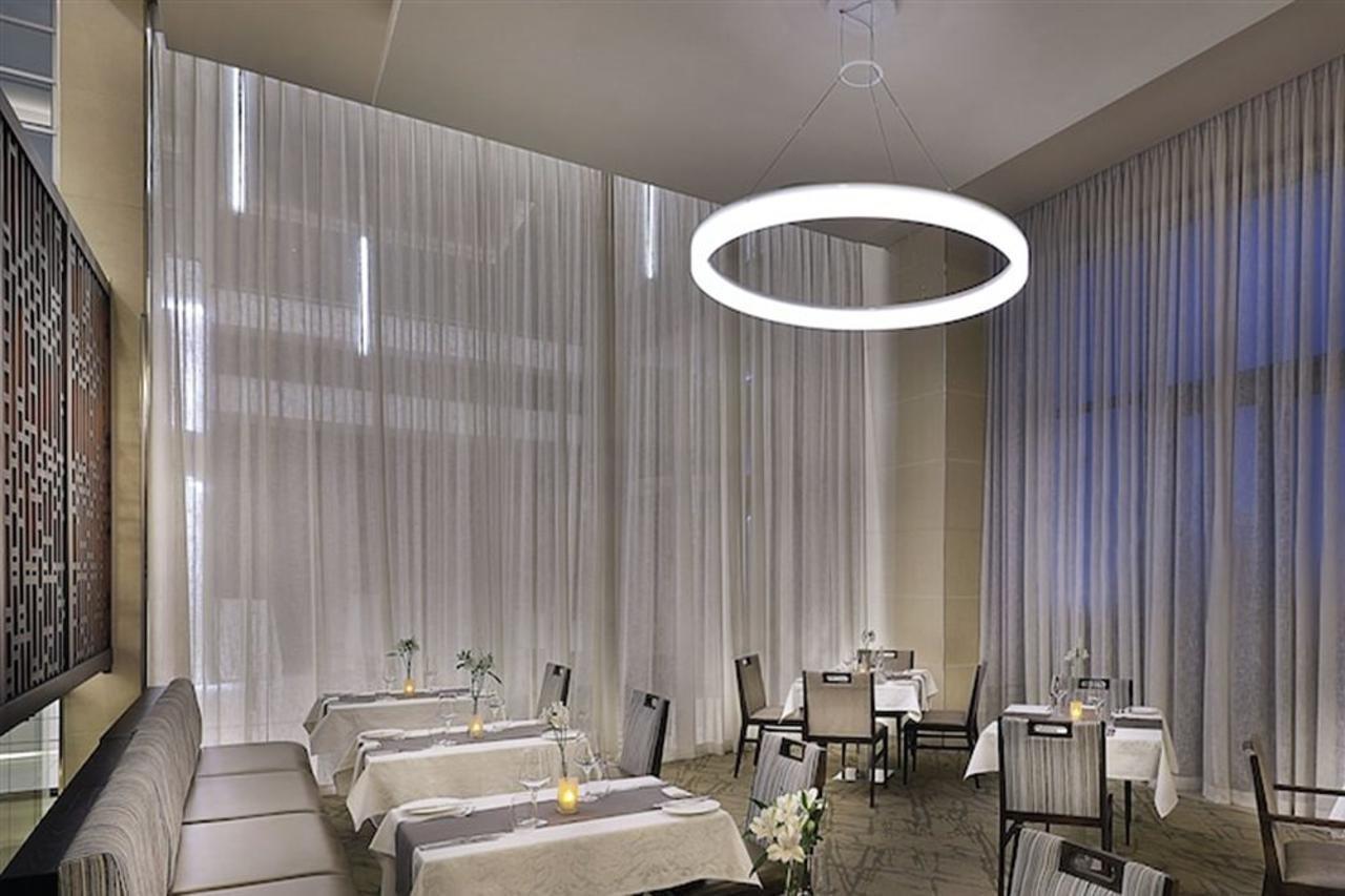 Apartment L'empire Crystal Towers *